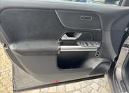 Mercedes-Benz GLA 4