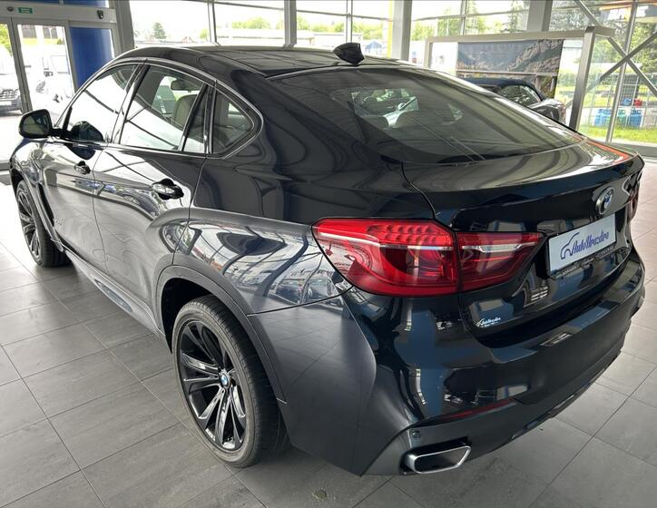 BMW X6 4