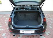 Volkswagen Golf 42