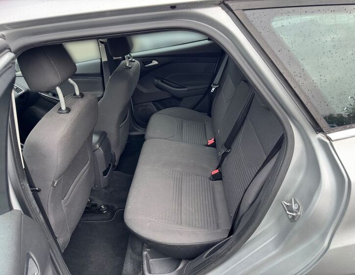 Ford Focus 11