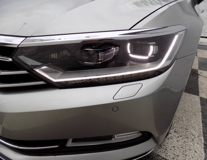 Volkswagen Passat 40
