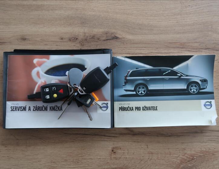 Volvo V50 23