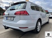 Volkswagen Golf 9