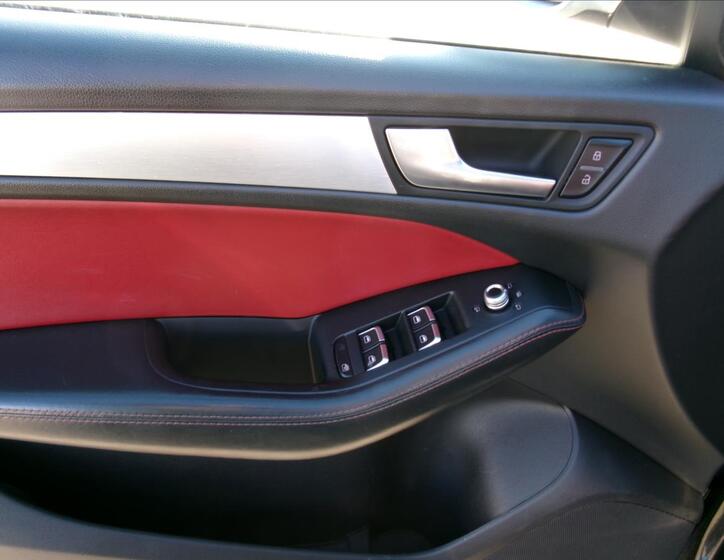 Audi SQ5 14