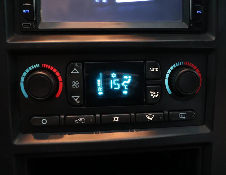 Hummer H2 25