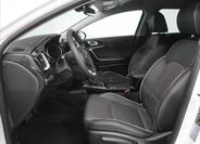 KIA XCeed 12