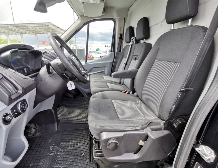 Ford Transit 5