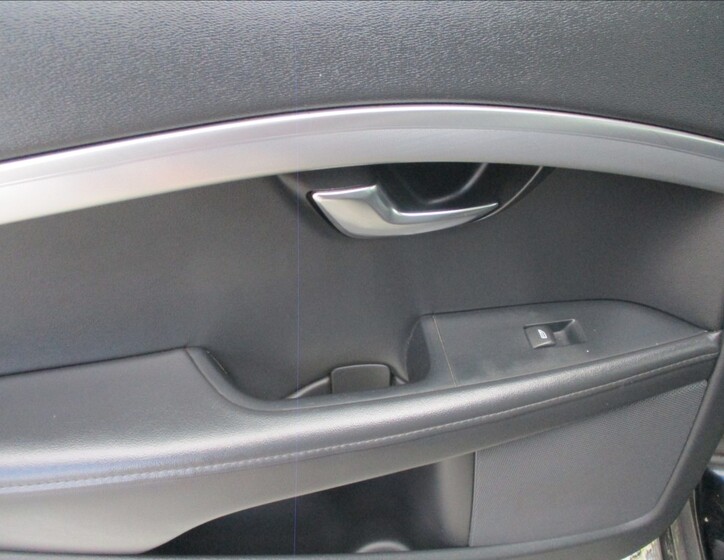 Volvo V70 10