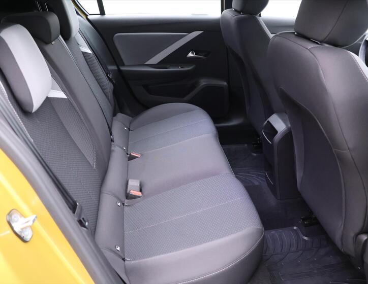 Opel Astra 14