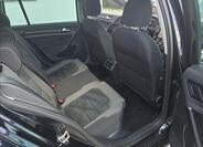 Volkswagen Golf 29