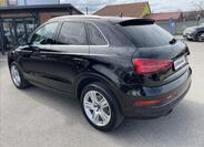 Audi Q3 8