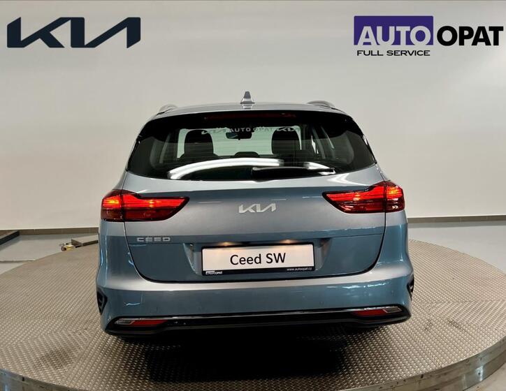 KIA Ceed 4