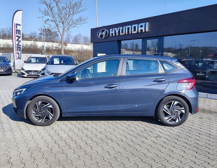 Hyundai i20 8