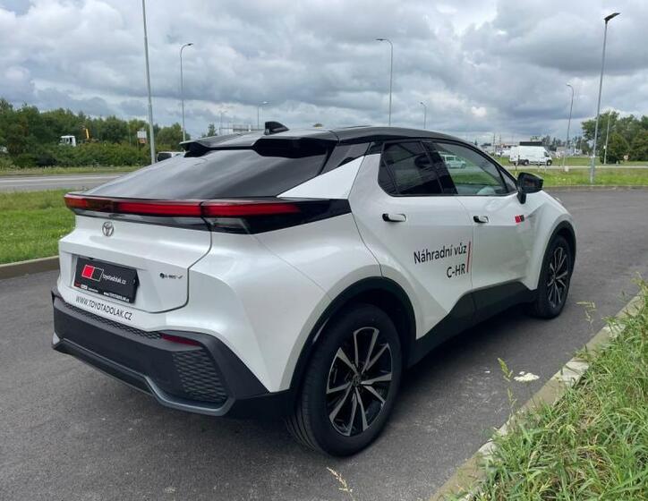 Toyota C-HR 6