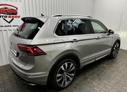 Volkswagen Tiguan 8
