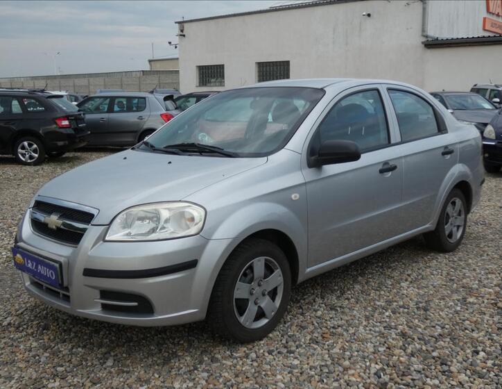 Chevrolet Aveo 1