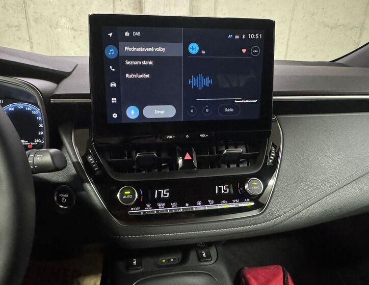 Toyota Corolla 16
