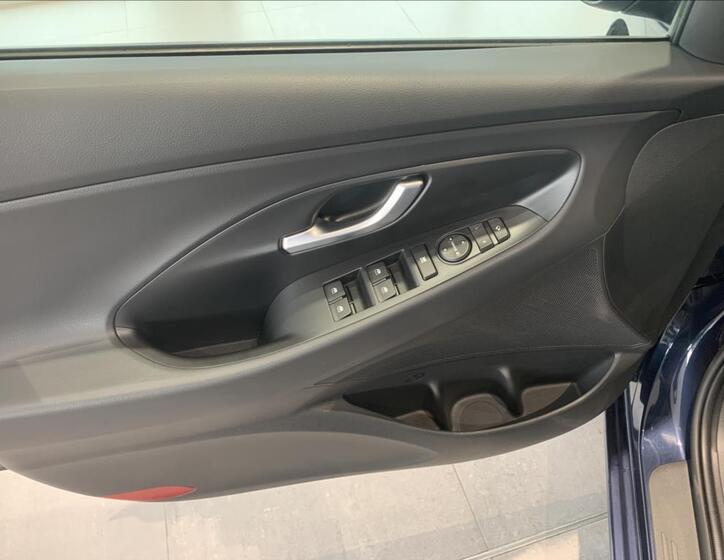 Hyundai i30 28