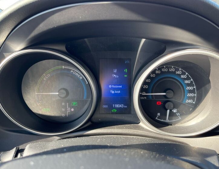 Toyota Auris 10