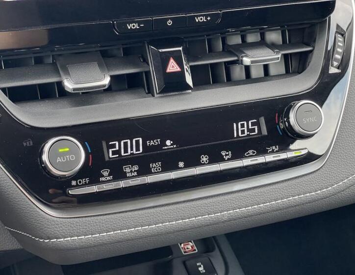 Toyota Corolla 23