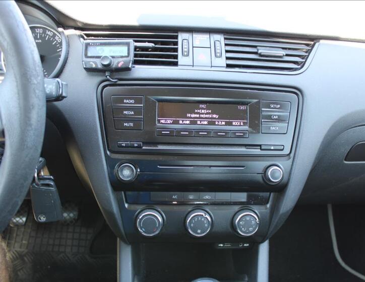 Škoda Octavia 16