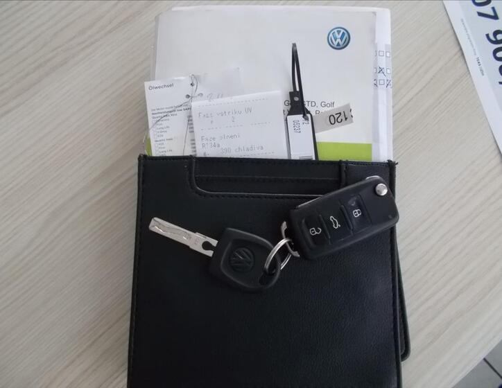 Volkswagen up! 27