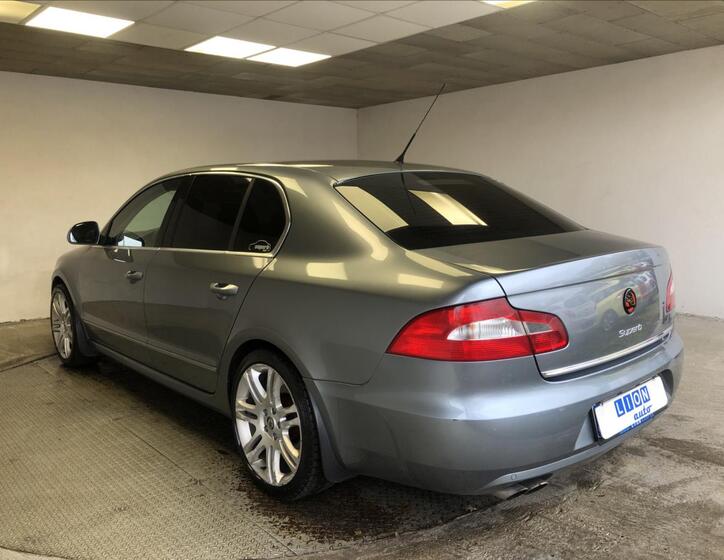 Škoda Superb 37