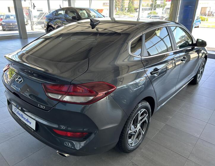 Hyundai i30 6