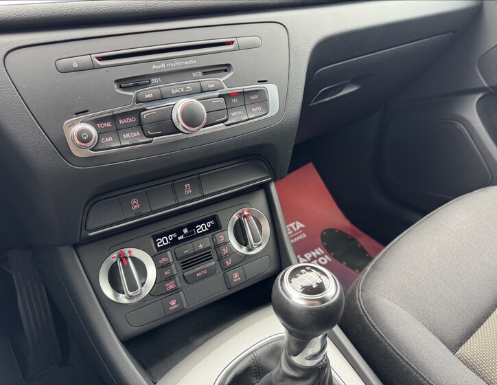 Audi Q3 24