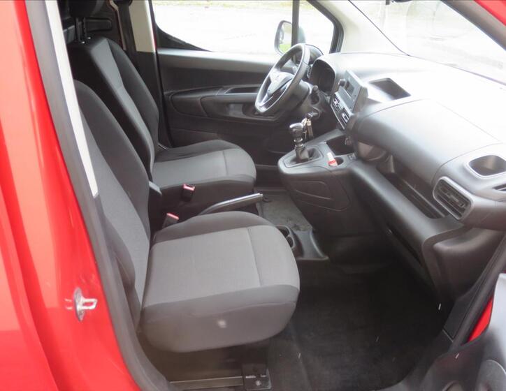 Opel Combo 8