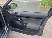 Volkswagen Golf 38