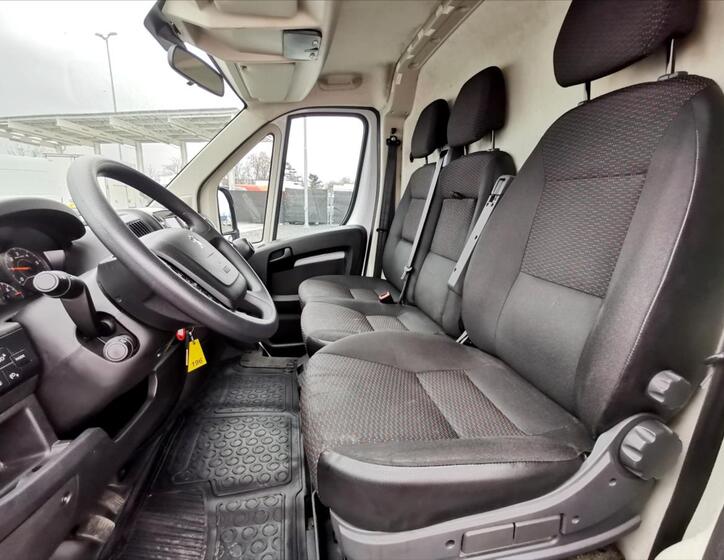 Peugeot Boxer 5