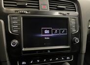 Volkswagen Golf 9