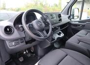 Mercedes-Benz Sprinter 9