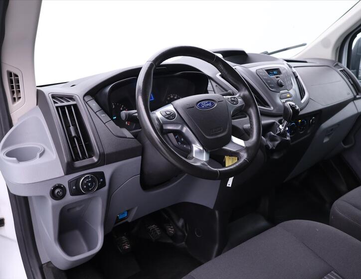 Ford Transit 23