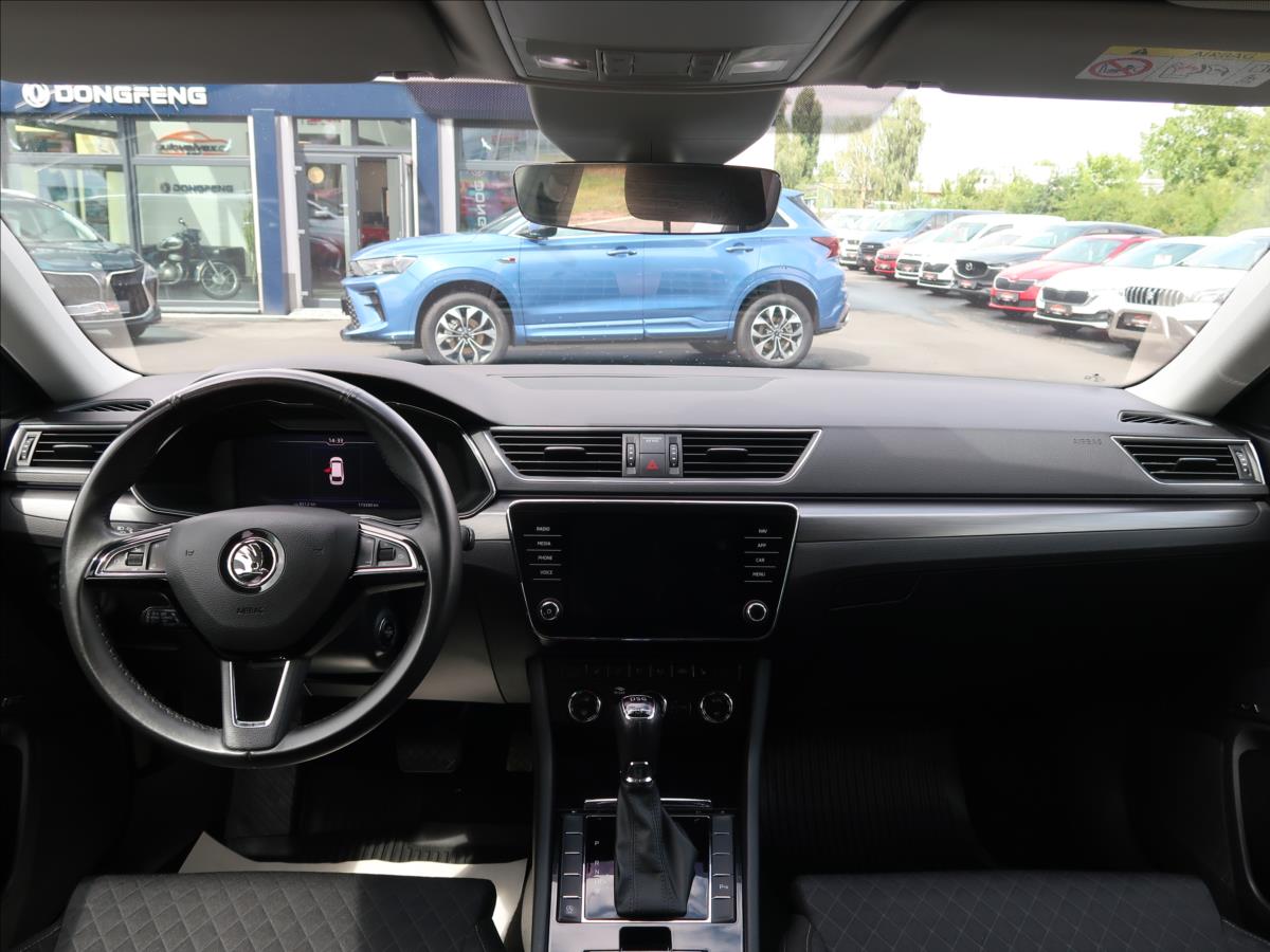 Škoda Superb