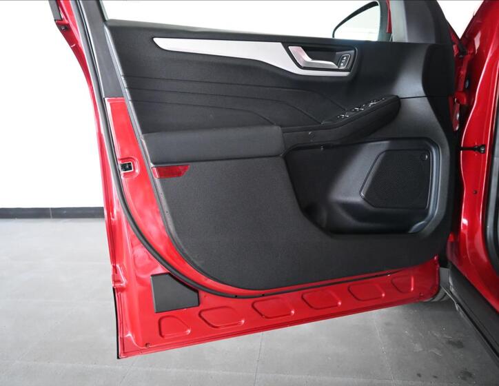 Ford Kuga 25
