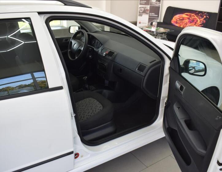Škoda Fabia 13