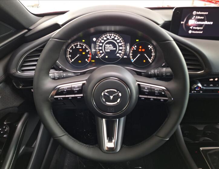 Mazda 3 8