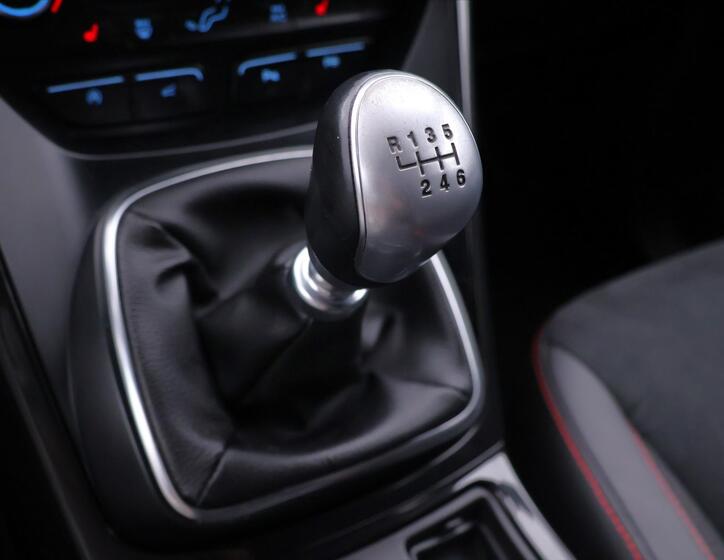 Ford Kuga 32