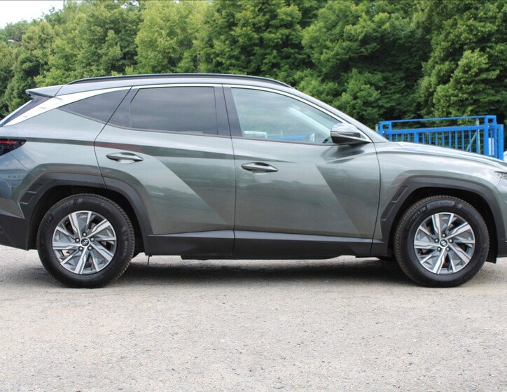Hyundai Tucson 4