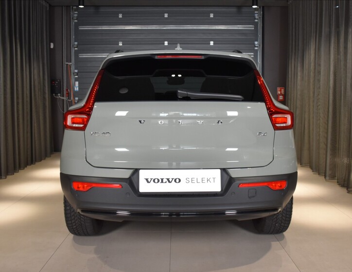 Volvo XC40 5