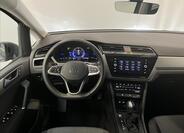 Volkswagen Touran 5