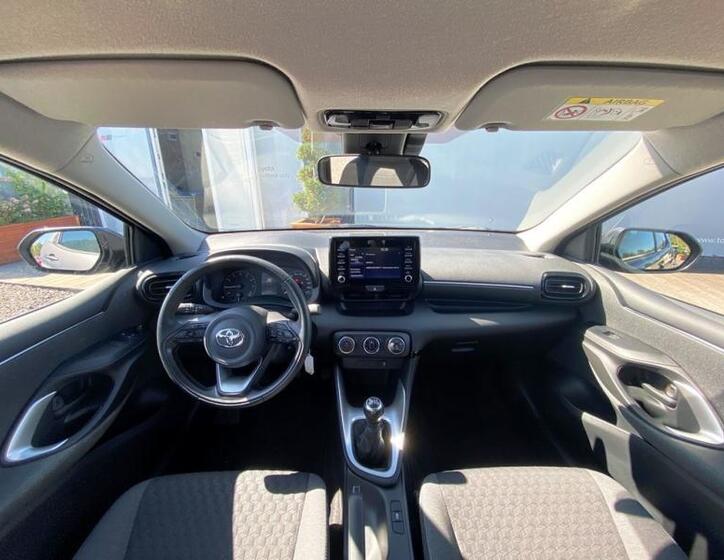 Toyota Yaris 14