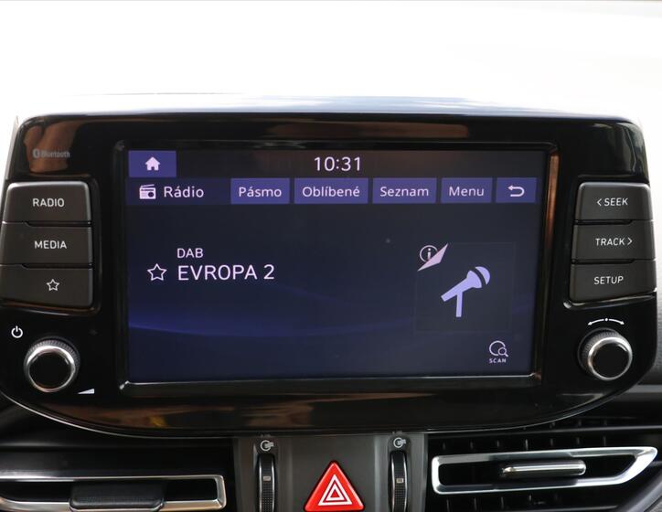 Hyundai i30 24
