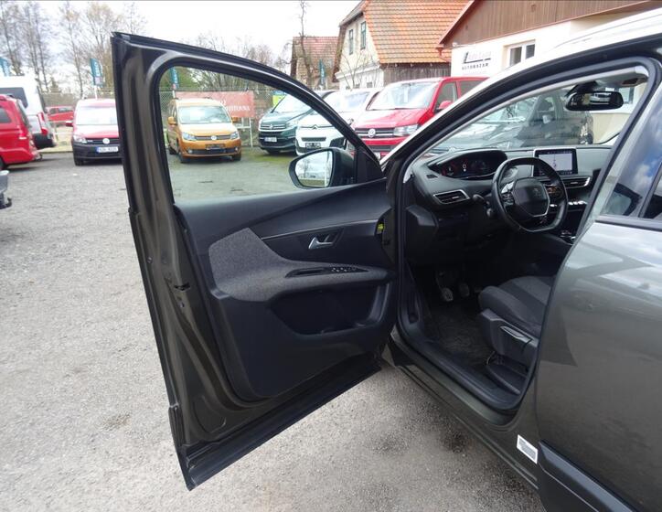 Peugeot 3008 21