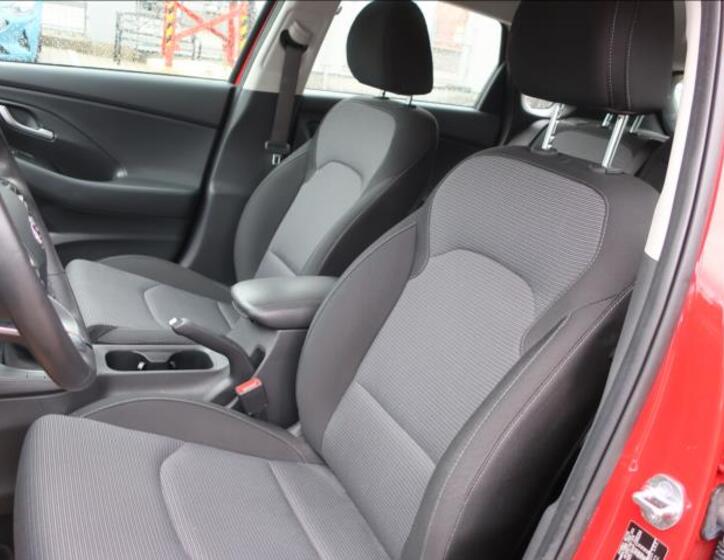 Hyundai i30 10
