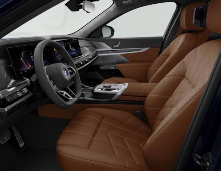 BMW i7 4