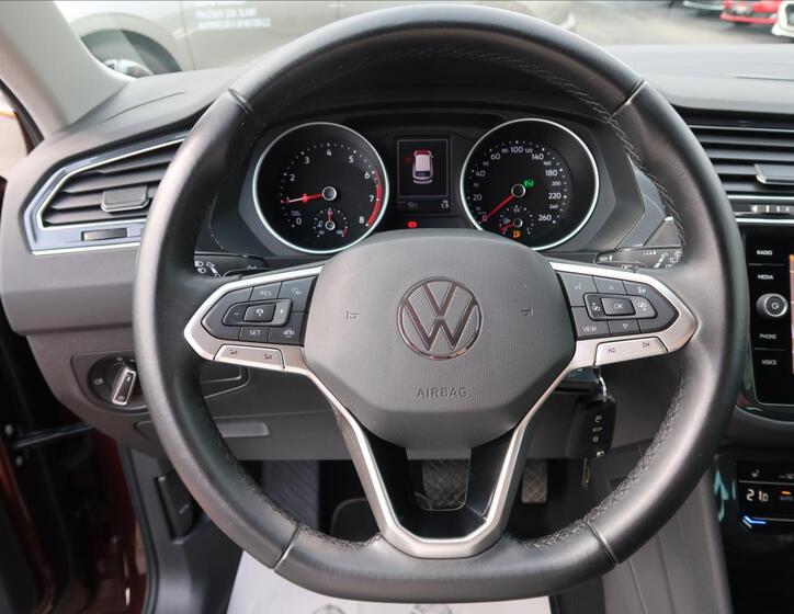 Volkswagen Tiguan 18