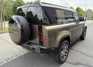 Land Rover Defender 7